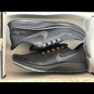 Air zoom Pegasus 35 shield ‘Triple black’